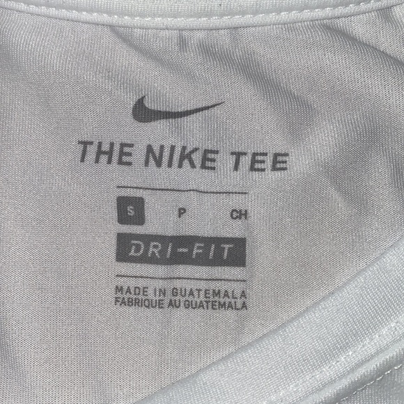 Nike Dri-Fit Tee - Picture 3 of 4